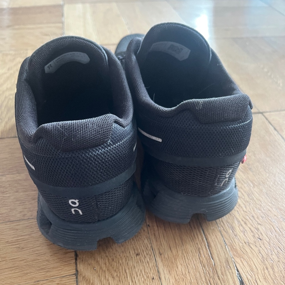 On Running Women's Black Running Shoes - Picture 5 of 6